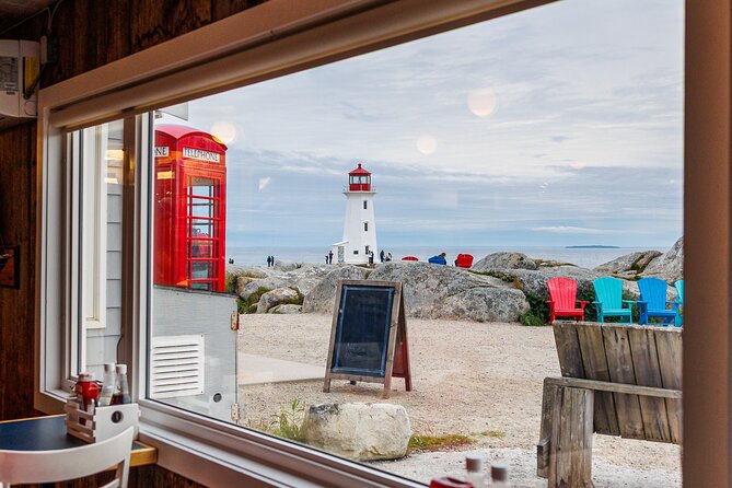 Peggy's Cove Sunset + Halifax Dinner Small Group Night Tour - The ride from Halifax to Peggy’s Cove