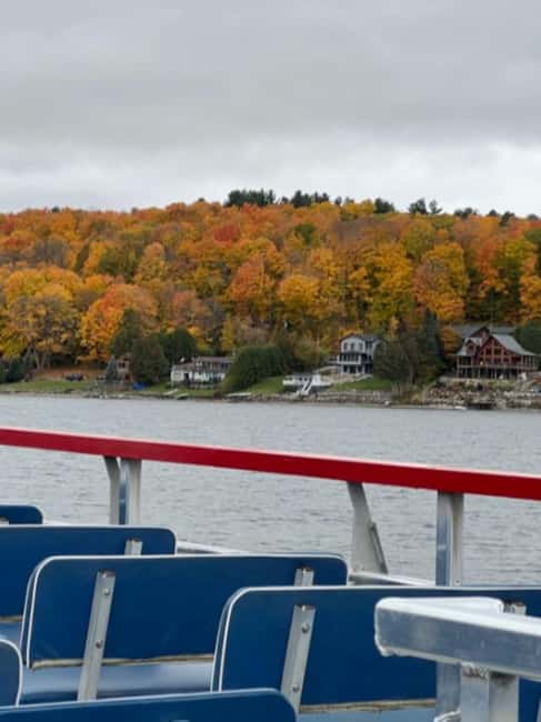Penetanguishene: Afternoon Sightseeing Cruise - A slow look at Georgian Bay from Penetanguishene