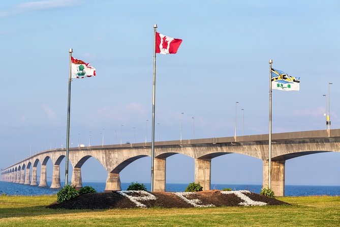 Prince Edward Island Premium Tour With Anne of Green Gables - Cavendish Cliffs and the red shore