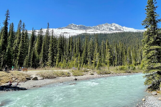Private Banff and Yoho National Park Tour with Moraine Lake - Moraine Lake: the signature view