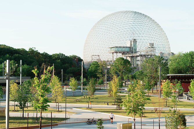 Private Full-Day Montreal Tour with a Local, Personalized - Comics, craft beer, and lesser-known stops