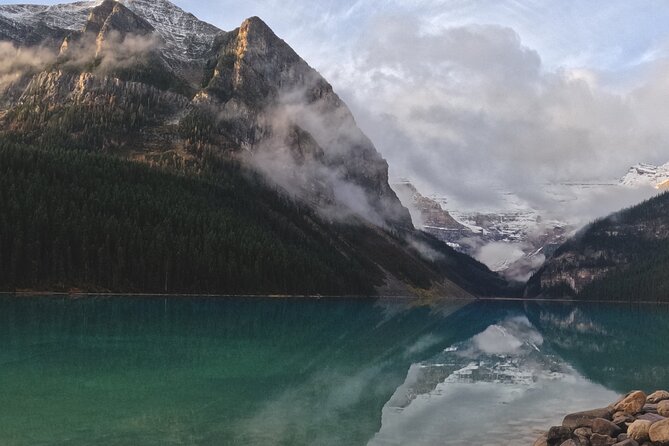 Private Guided Tour to Banff Lake Louise|Moraine|Icefields &More! - Lake Louise starts the morning with the big view