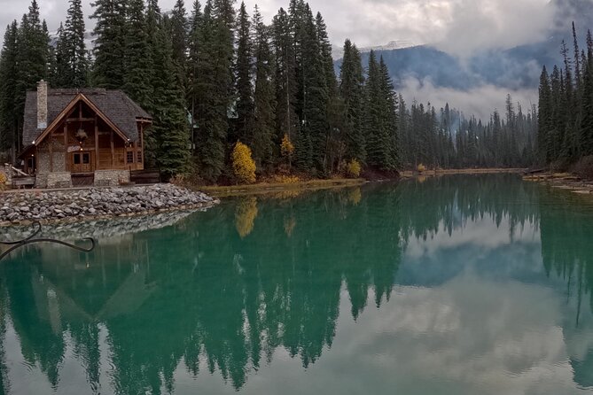 Private Guided Tour to Banff Lake Louise|Moraine|Icefields &More! - Johnston Canyon is the day’s main walk