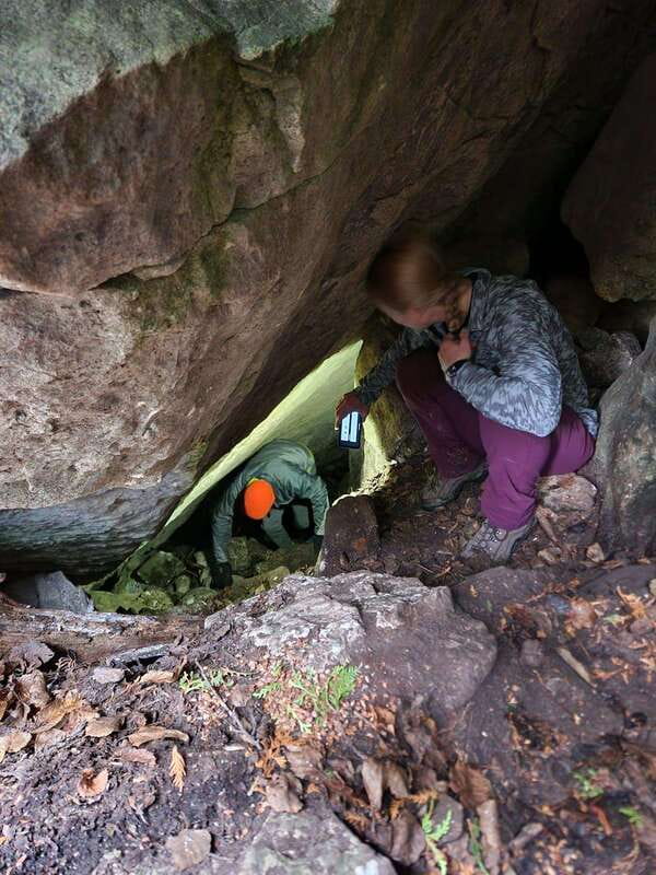 Private Nottawasaga Bluffs Caves Hike - Creemore/Collingwood - The lookout over Beaver Valley