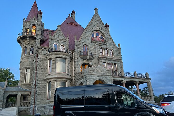 Private Tour of Beautiful Victoria in Luxury Van - Beacon Hill Park offers the best chance to stretch your legs