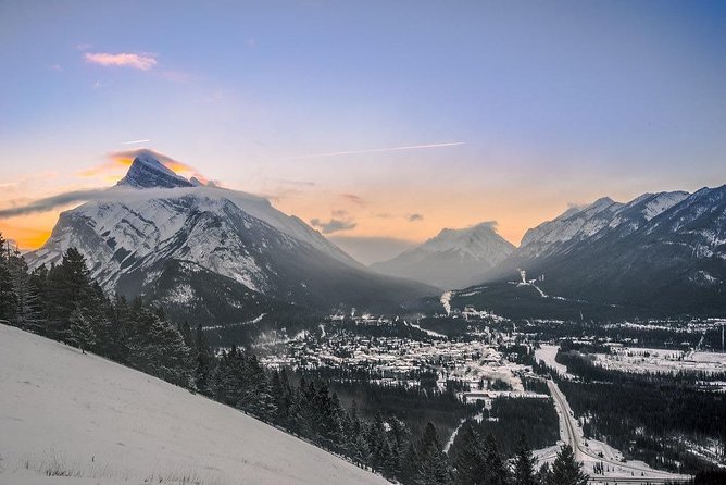 Private Tour of Lake Louise and the Icefield Parkway for up to 12 guests - A long Banff day without the parking headache