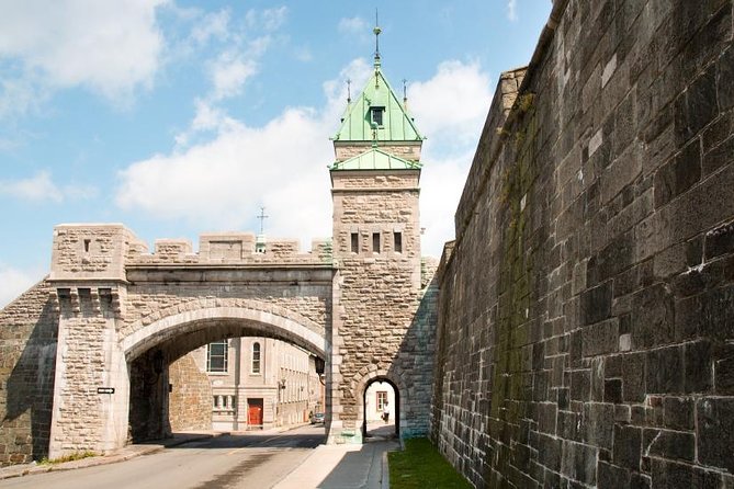 Private Tour: Quebec City Walking Tour - The guides are the heart of the experience