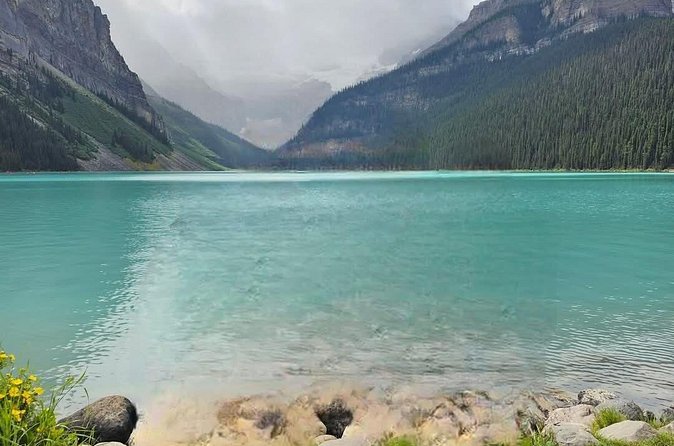 Private Transfer from Banff to Calgary or Calgary Airport - How the $89.79 price works for you