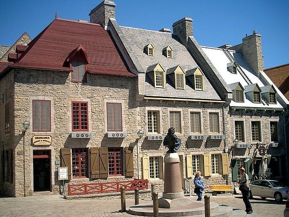 Private Walking Tour in Old Quebec by Tours Accolade - Key points to know before booking