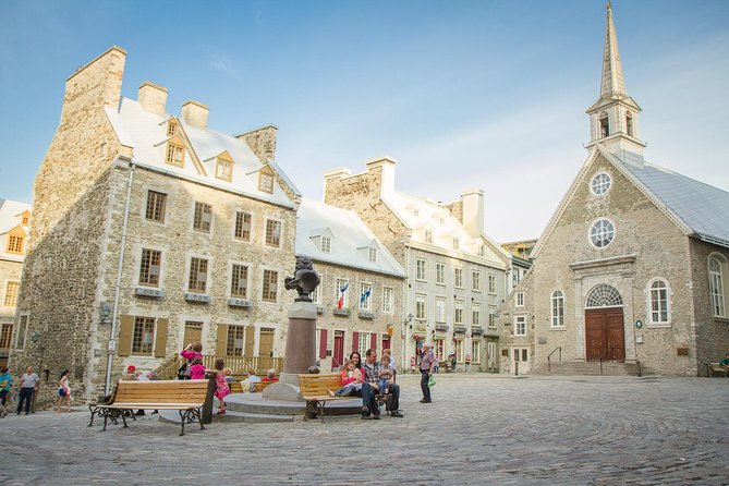 Private Walking Tour of Old Quebec with Funicular - Descending by funicular, then walking the Lower Town