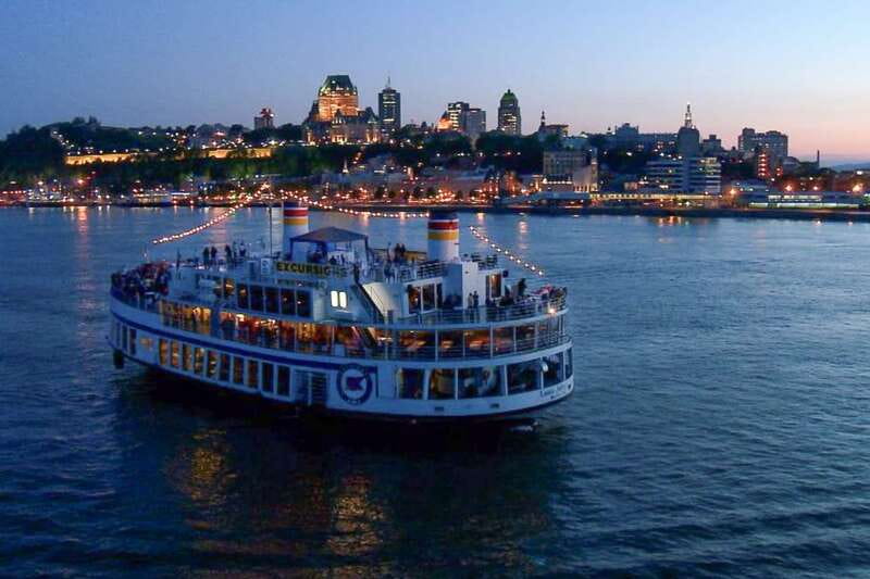 Québec City: Evening Cruise with Live DJ - A summer night begins at Chouinard Pier