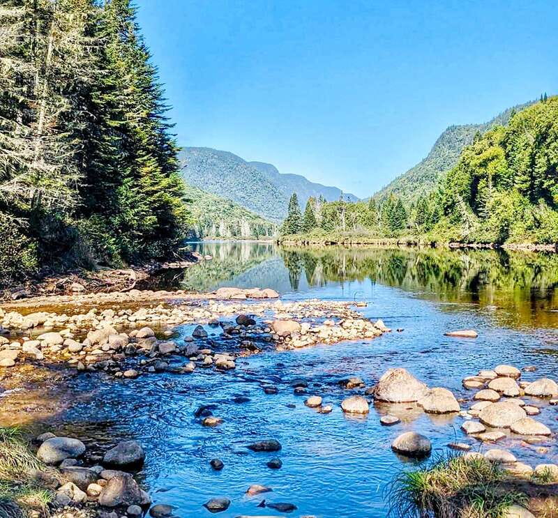 Quebec City: Guided Hike in Jacques-Cartier National Park - A viewpoint gives the walk a clear reward