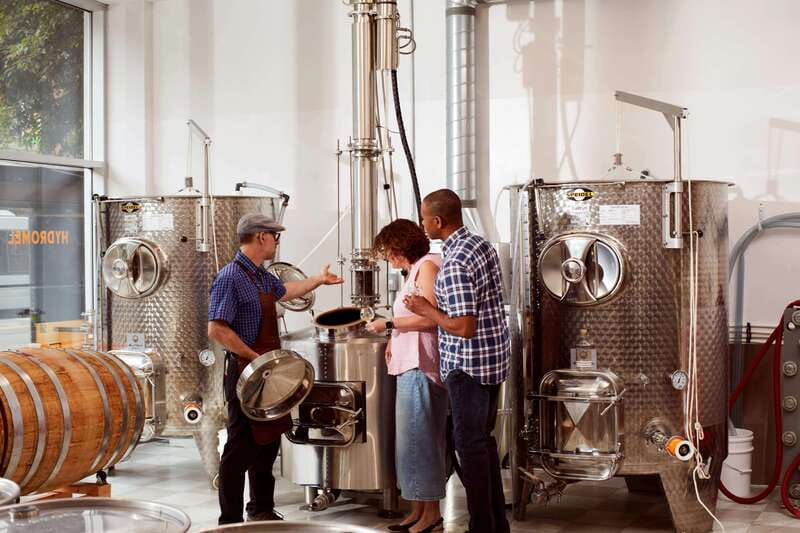 Quebec City: Honey and Distillery Tour with Tasting - Why the live hive changes the whole visit