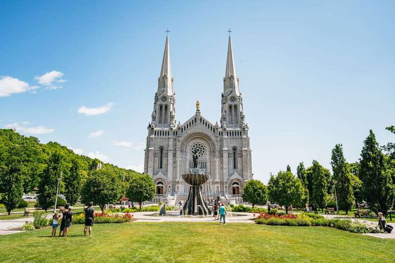 Quebec City: Montmorency Falls & Ile d'Orleans Half-Day Tour - Leaving Old Quebec by the Chemin du Roy