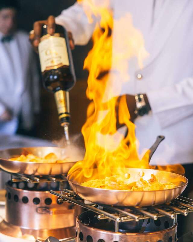 Quebec City: Old Quebec 5-Course Gourmet Food Tour - Four restaurants, five courses, and a real dinner