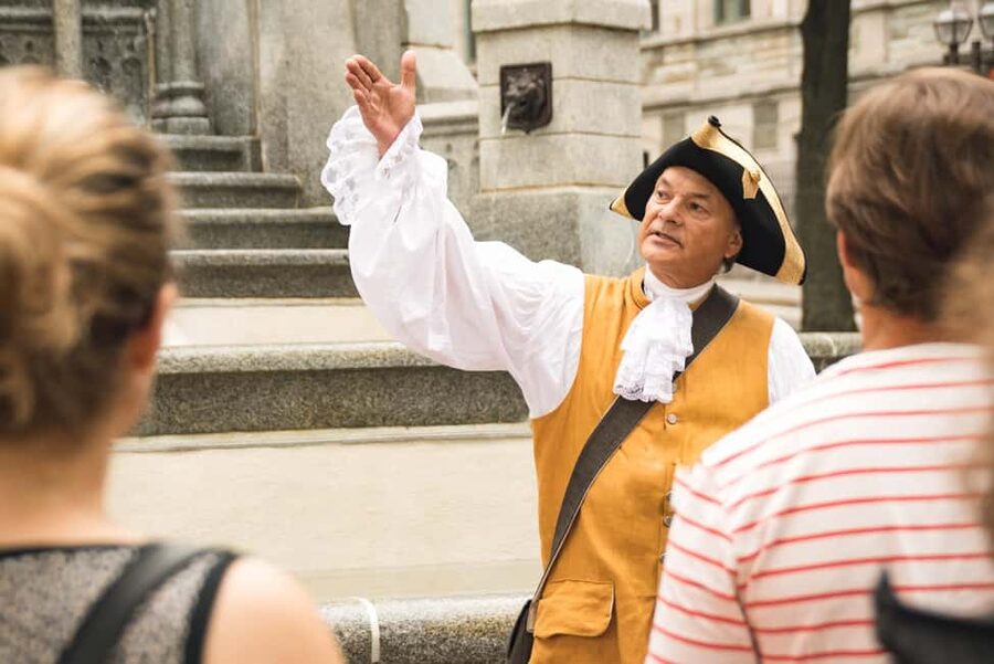Quebec City: Old Quebec Historical Walking Tour - Château Frontenac and Dufferin Terrace