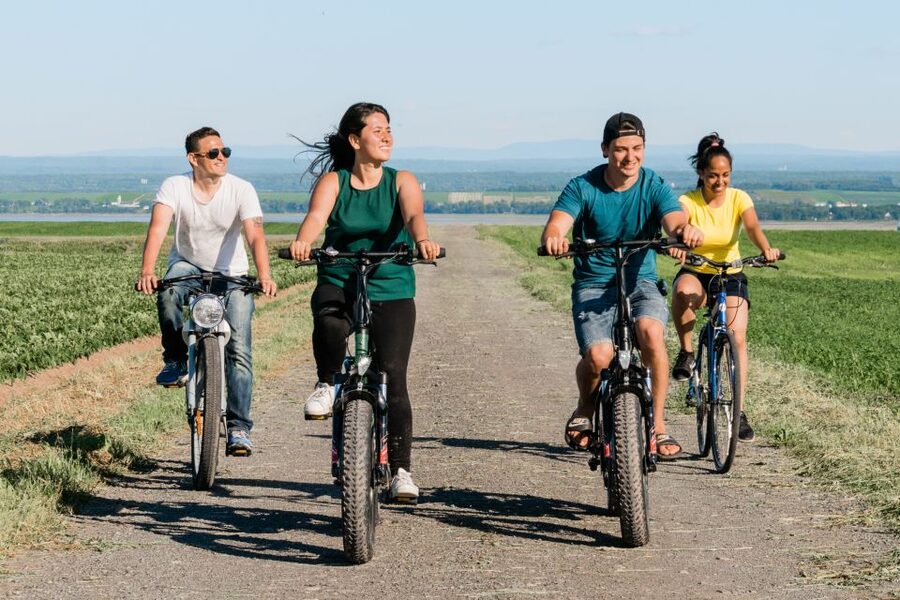 Quebec City - Regular Bike Rental on Ile d'Orléans - A smart way to use your four hours