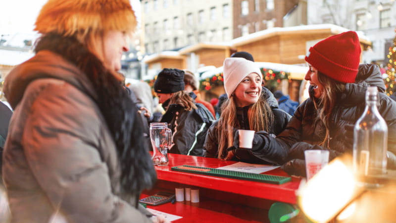 Quebec: German Christmas Market Tasting Tour - Meeting at the Tourist Information Center