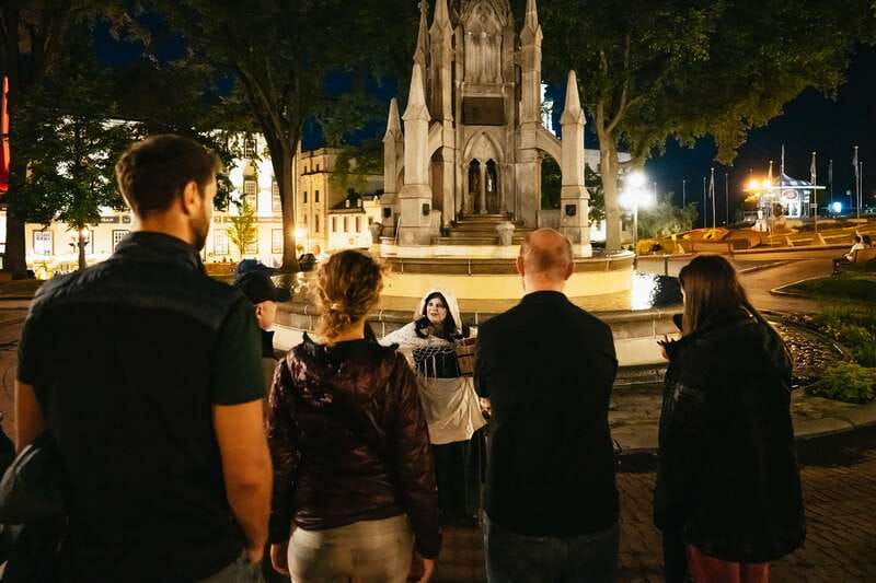 Quebec Interactive Street Theatre: "Crimes in New France" - Weather, clothing, and timing