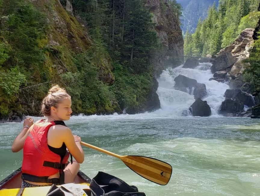 Revelstoke: Guided Canoe Tour with Snacks - Key points to know before you book