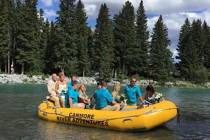 Rocky mountain - VIP Experience - Private Boat - Getting Ready With Jackets and Flotation Gear