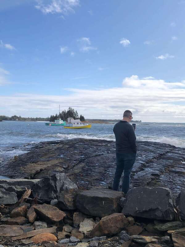 Seaweed Tours Lunenburg N.S Can UNESCO world heritage site. - Why the group size matters
