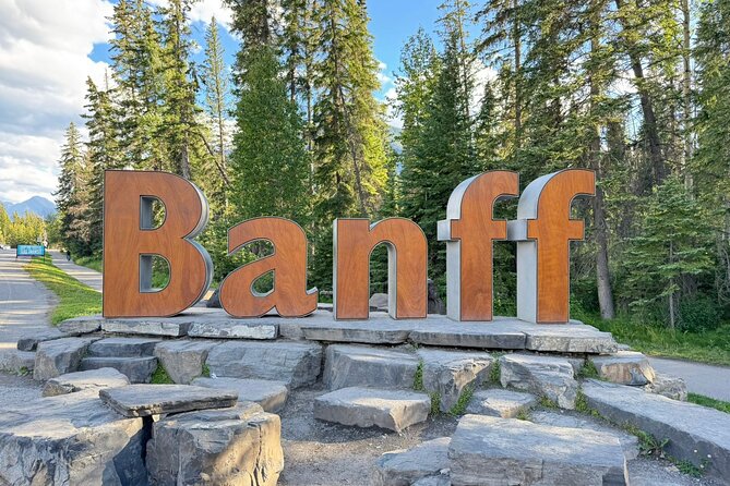 Shared Tour: Lake Louise & Emerald Lake from Canmore/Banff - Key points to know before booking