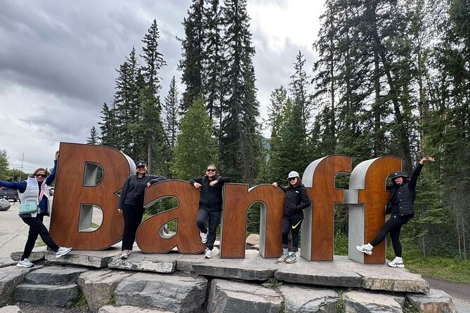 Shared Tour: Lake Louise & Emerald Lake from Canmore/Banff - The Moraine Lake and Johnston Canyon question