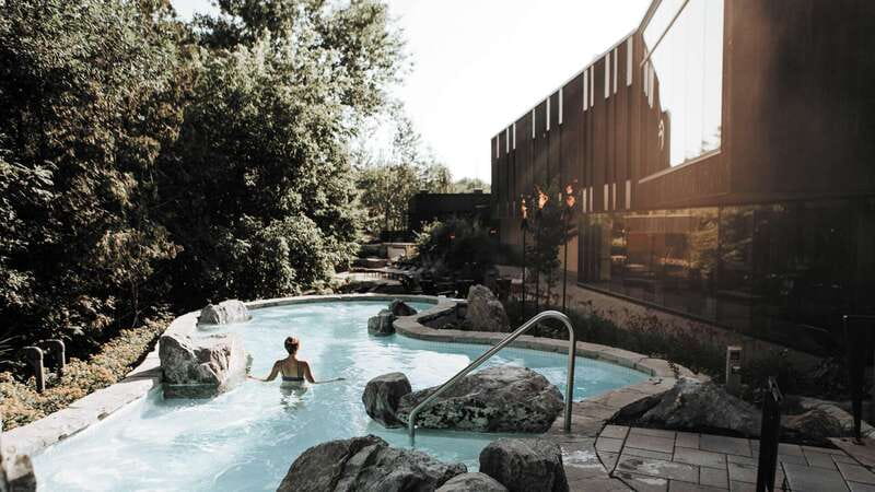 Sherbrooke: Nordic Spa Thermal Experience - Arriving at Strøm Nordic Spa Sherbrooke