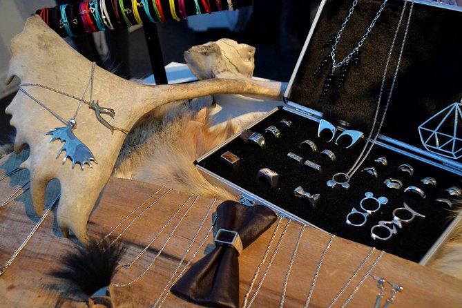 Small-Group Montreal Designers Shopping Tour with a Style Coach - Is $153.40 a fair price?