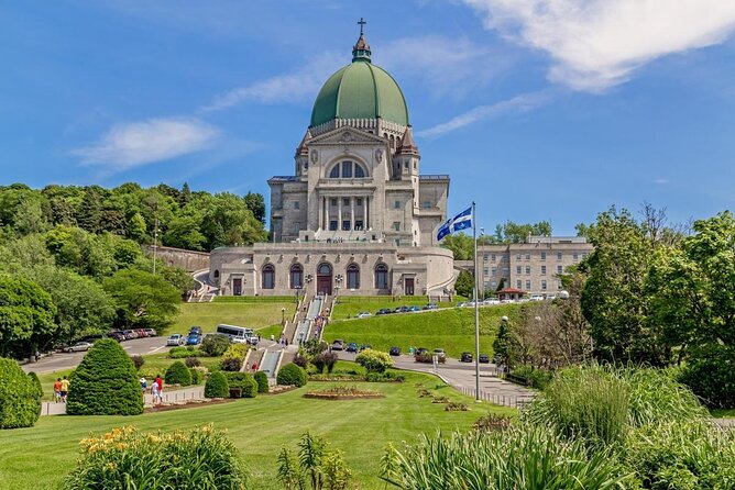 Small-Group Sightseeing Tour of Montreal - Starting at Phillips Square