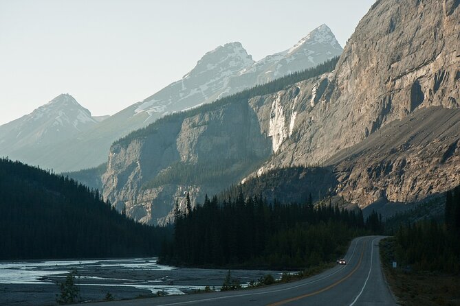 Smartphone Audio Driving Tour between Banff and Calgary - Who Will Get the Most From This Tour