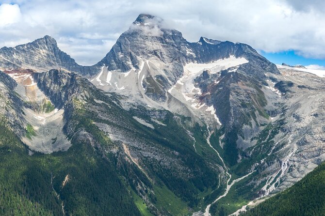 Smartphone Audio Driving Tour between Kamloops & Revelstoke - Small communities, trade schools, and outdoor life