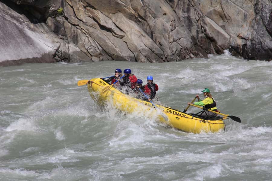 Squamish: Wet and Wild Elaho Exhilarator Rafting Experience - Arriving at the rafting base in Squamish