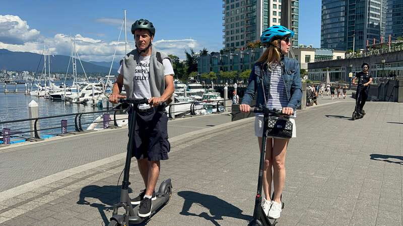 Stanley Park EUC & E-scooters loop tour - Languages, group size, and practical details