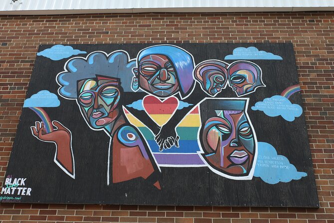Street Art Exploration Game and Self-Guided Tour in Ottawa - Arlington 5 Art Court and the BLM mural