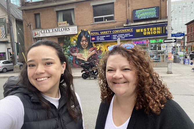 Street Art Exploration Game and Self-Guided Tour in Ottawa - DaVinci mural and Lion Dance