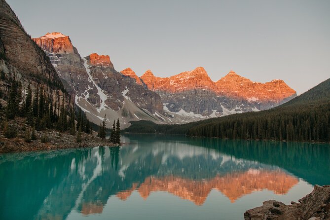 Sunrise Moraine Lake and Lake Louise - Lake Louise gives you a different kind of morning