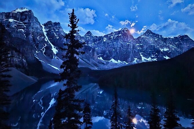 Sunset at Moraine Lake & Stargazing Tour from Canmore/Banff - What the $97.64 price really covers