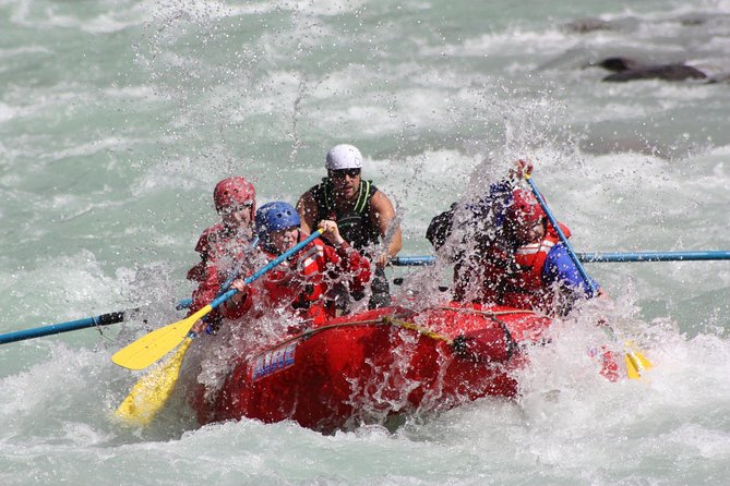 Sunwapta Challenge Whitewater Rafting: Class III Rapids - Key points at a glance