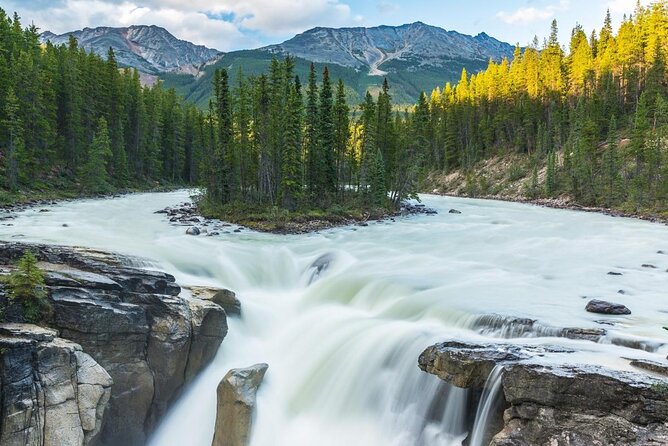 Sunwapta River Self-Drive Rafting Trip - A real white-water run without the transfer cost