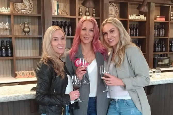 The Fraser Valley Winery Tour - Backyard Vineyards: a small start with sparkling wine