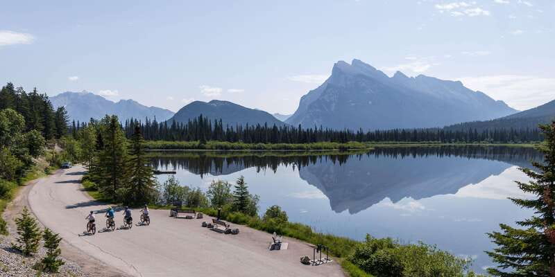 The Local Banff Explorer - E-Bike Tour - First stop: Vermilion Lakes and Mt. Rundle