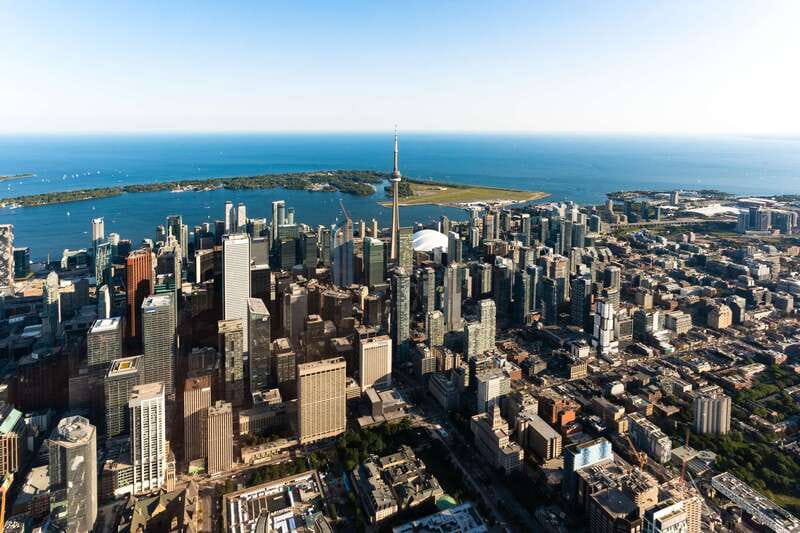 Toronto: City Sightseeing Helicopter Tour - Check-In, Safety, and the Small Aircraft