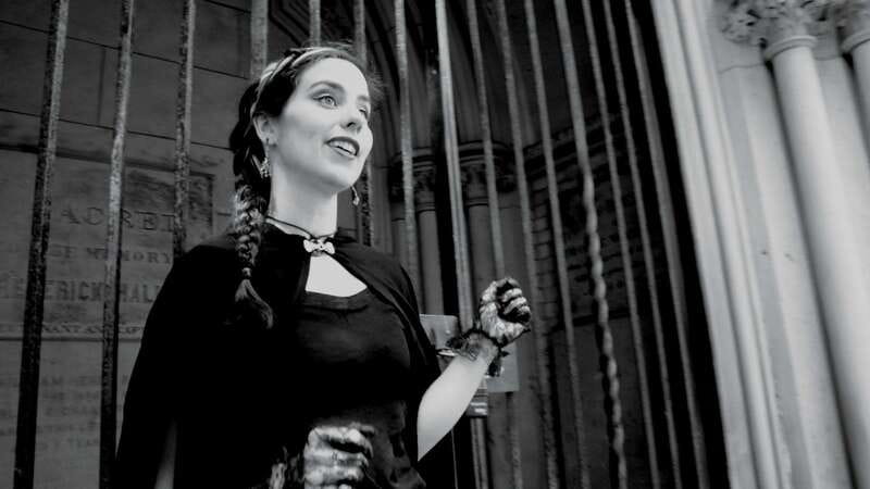 Toronto: Dark History Nighttime Walking Tour - The guides make or break the evening