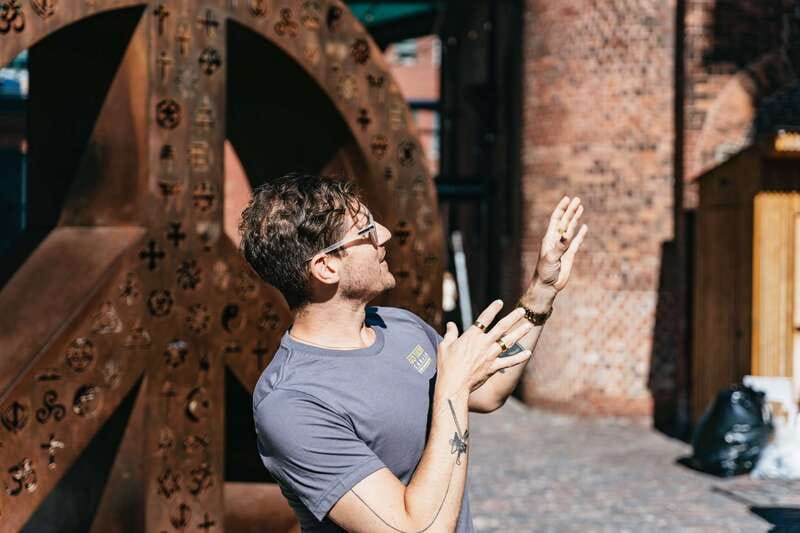 Toronto: Distillery District Historic Walking Tour - The difference a good guide makes