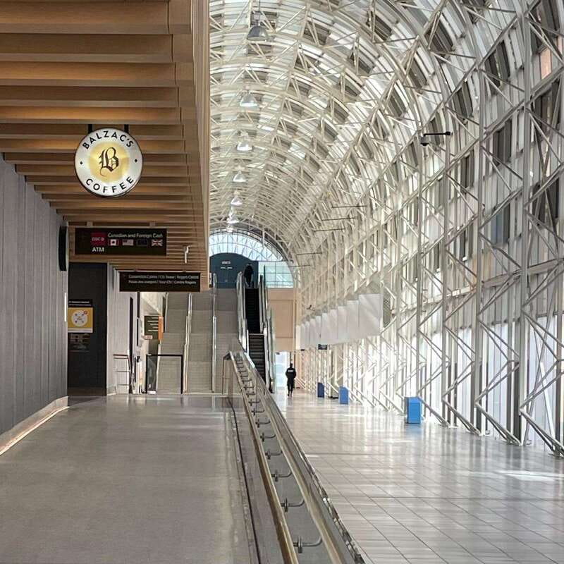 Toronto: Experience PATH - A 32km/24mile underground walkway - Starting in Union Station’s Great Hall