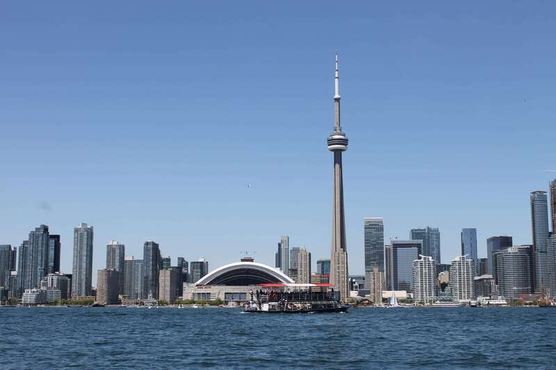 Toronto: Guided Harbour and Islands Sightseeing Cruise - Passing Billy Bishop Airport