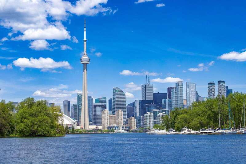 Toronto: Harbor and Islands Sightseeing Cruise - The Western Harbour and Toronto’s postcard view