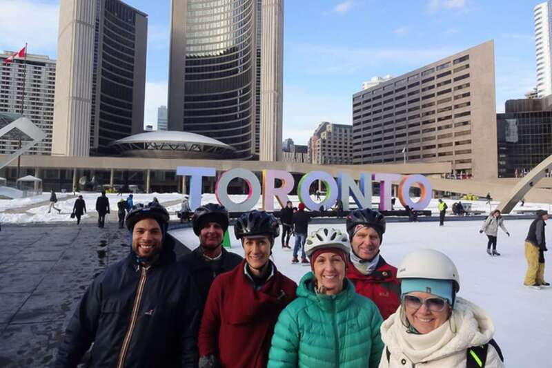 Toronto: Heart of Downtown 3.5-Hour Bike Tour - City Hall, Eaton Centre, and the Entertainment District